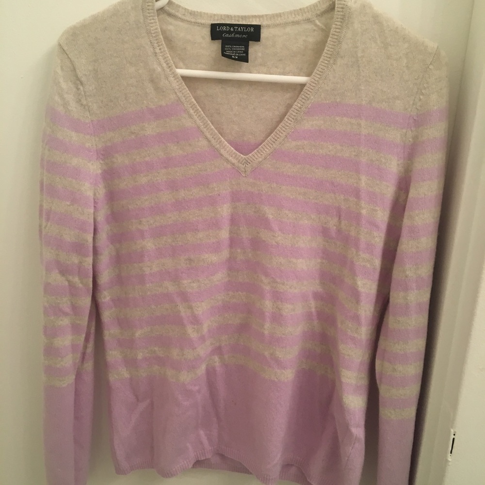 Cashmere Lord & Taylor v neck